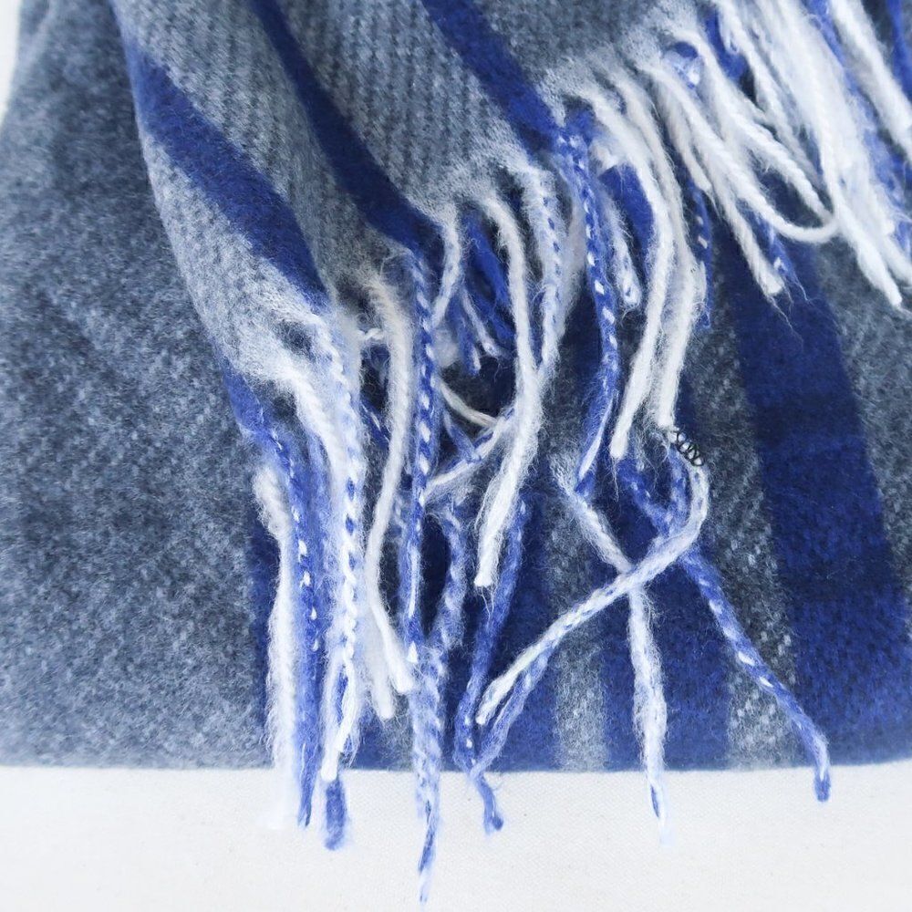 Woolrich One Size Ponsho Shawl - Picture 7 of 7